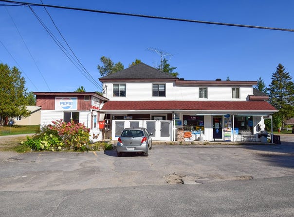 1886 Rue Principale, Duhamel, QC J0V1G0, CA, Duhamel, Quebec J0V1G0