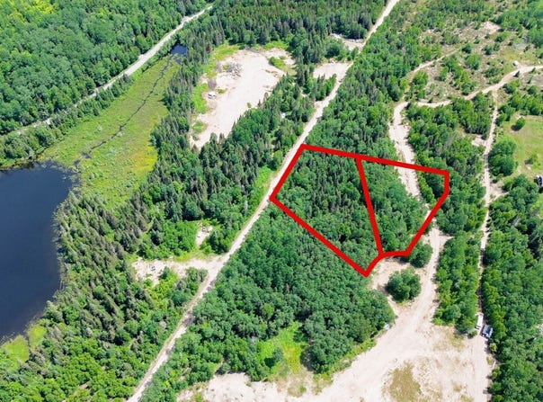 Ch. du Lac-Allard, Lac-Saguay, QC J0W1L0, CA, Lac-Saguay, Quebec J0W1L0