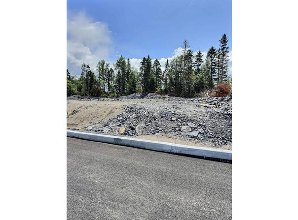 Rue des Épinettes, Jonquière, QC G8A1R7, CA, Jonquière, Quebec G8A1R7