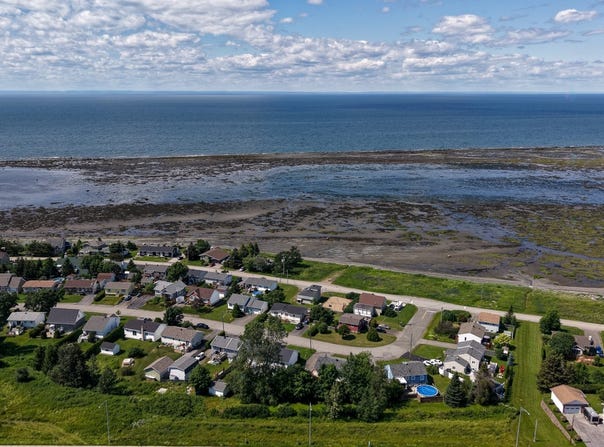 Boul. Ste-Anne, Rimouski, Quebec G5M1J5