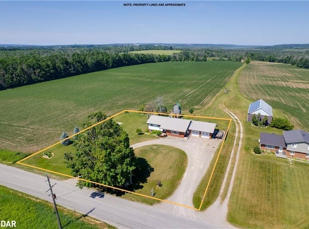 558 Line 1 S, Shanty Bay, Ontario L0L 2L0