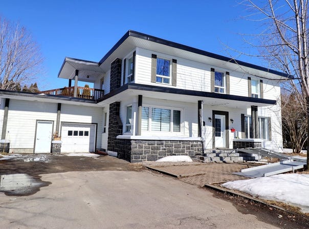 1686 Rue Gay-Lussac, Jonquière, QC G7S3L1, CA, Jonquière, Quebec G7S3L1
