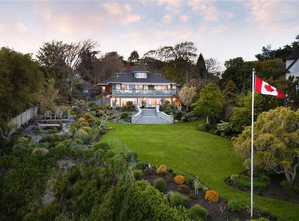 261 King George Terrace, Oak Bay, British Columbia V8S2J8