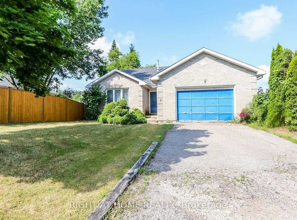 4 Elizabeth Street, Barrie, Ontario L4N6L8