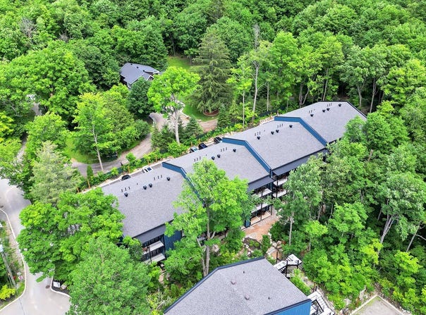 8 Ch. Padden 202, Chelsea, Quebec J9B 1J6