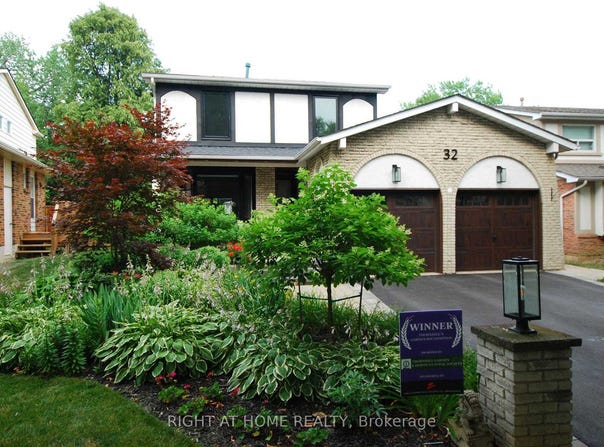 32 Braeburn Drive, Markham, Ontario L3T4W6