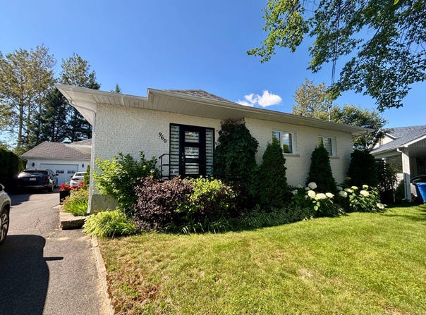960 Av. Simoneau, Alma, QC G8C1H3, CA, Alma, Quebec G8C1H3