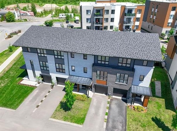 6192Z Rue d'Angora, Lachenaie, Quebec J6X0G9