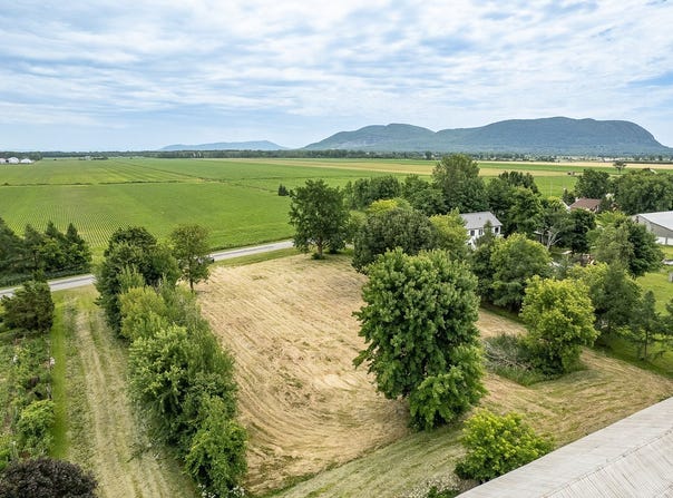 3e Rang S., Saint-Charles-sur-Richelieu, QC J0H2G0, CA, Saint-Charles-sur-Richelieu, Quebec J0H2G0