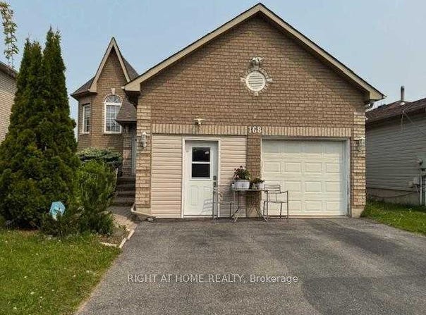 168 Hanmer Street E, Barrie, Ontario L4M6W2