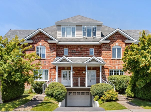 3497Z Rue des Outardes, Saint-Laurent, QC H4R0H8, CA, Saint-Laurent, Quebec H4R0H8