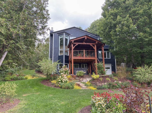 5 Rue Cardinal, Montpellier, Quebec J0V1M0