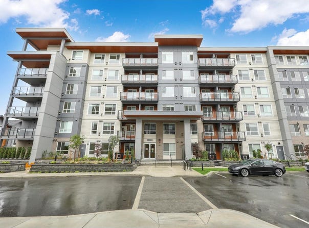 30494 CARDINAL, Abbotsford, British Columbia V2T0A5