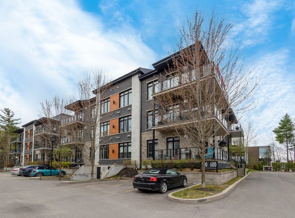 18500 Rue J.-A.-Bombardier, Mirabel, QC J7J0R3, CA, Mirabel, Quebec J7J0R3