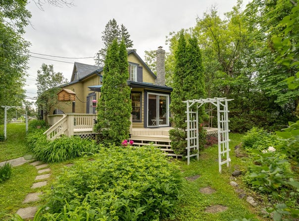 159 Rue Main, Hudson, QC J0P1H0, CA, Hudson, Quebec J0P1H0