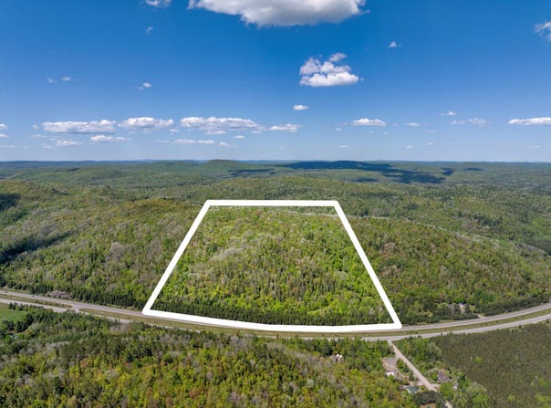 51B Route 117, La Conception, Quebec J0T 1M0