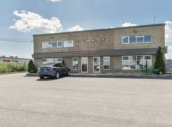 3076 Rue Bernard-Pilon, Saint-Mathieu-de-Beloeil, QC J3G4S5, CA, Saint-Mathieu-de-Beloeil, Quebec J3G4S5