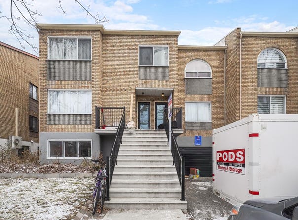 8793 Rue St-Hubert, Ahuntsic-Cartierville, QC H2M2K8, CA, Ahuntsic-Cartierville, Quebec H2M2K8