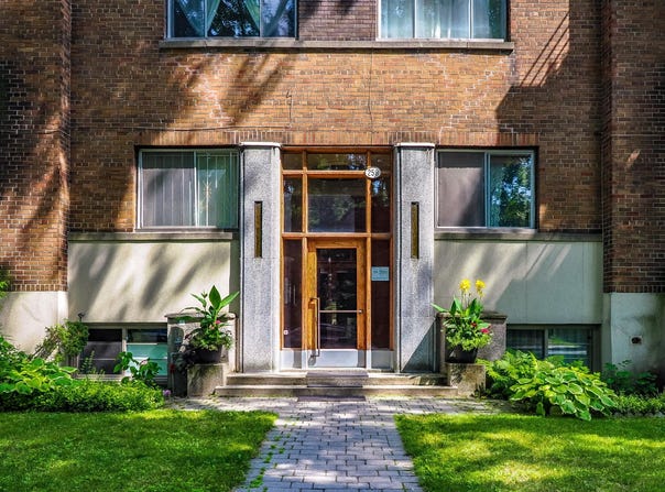 258 Av. Willowdale, Outremont, QC H3T1G7, CA, Outremont, Quebec H3T1G7