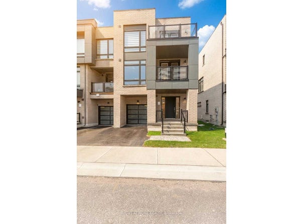 42 Dandara Gate, Vaughan, Ontario L4L1V8