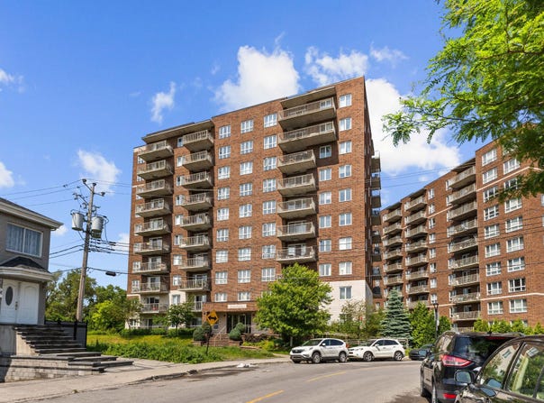 2110 Rue Caroline-Béique, Ahuntsic-Cartierville, QC H4N3K2, CA, Ahuntsic-Cartierville, Quebec H4N3K2