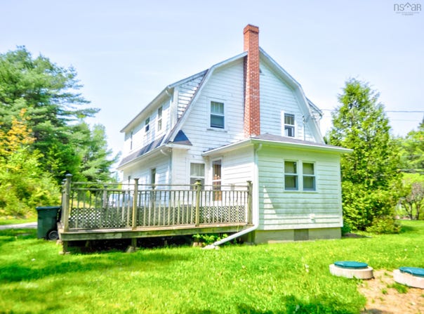 3577 Highway 3, East Chester, Nova Scotia B0J 1J0