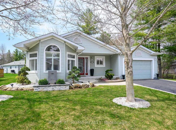 106 Bushmill Circle, Hamilton, Ontario L8B1A5