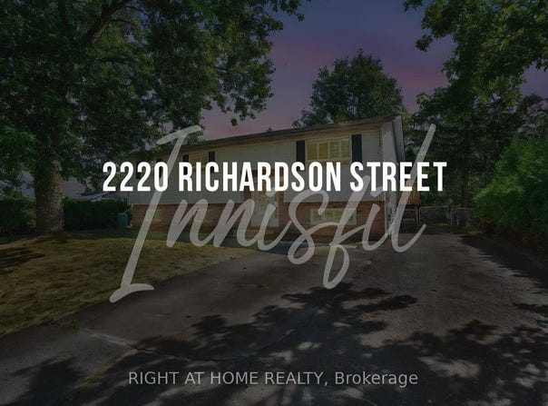 2220 Richardson Street, Innisfil, Ontario L9S1G5
