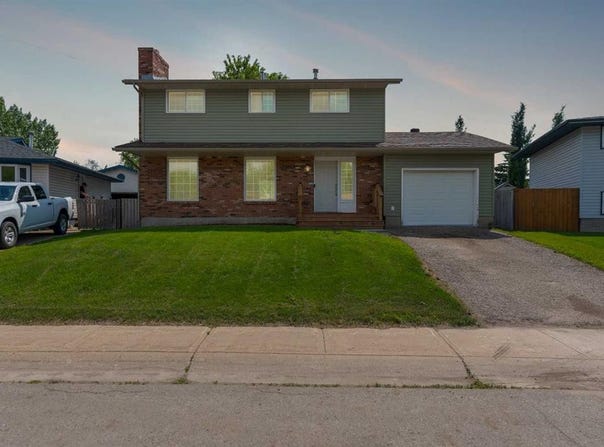 163 Highfield Street, Fort McMurray, Alberta T9H3T1