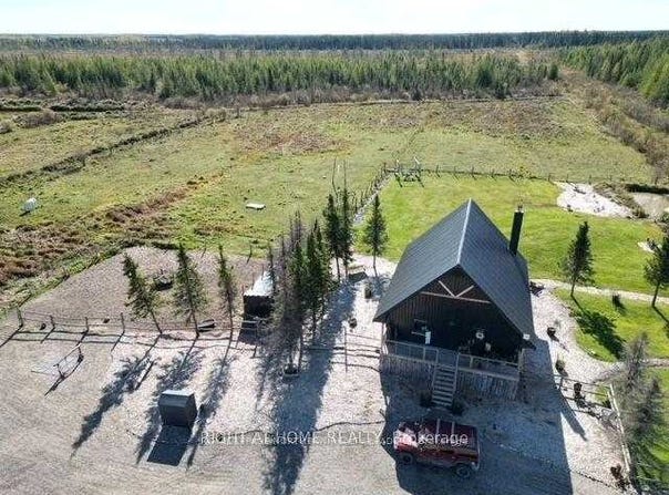680 Peltola Road, Cochrane, Ontario P0L1C0