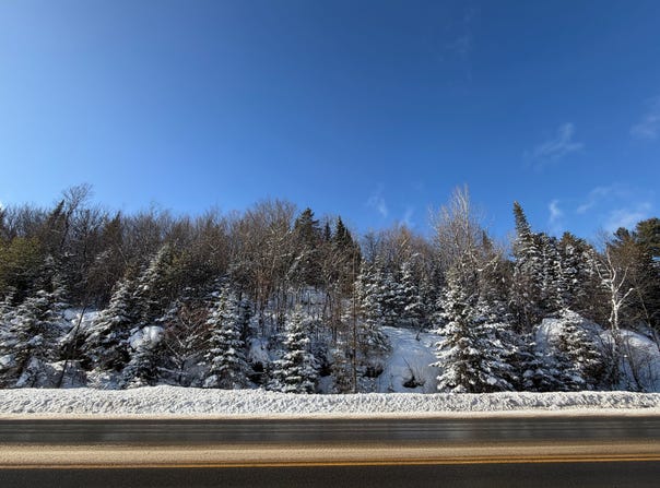 Ch. de St-Adolphe, Morin-Heights, Quebec J0R1H0