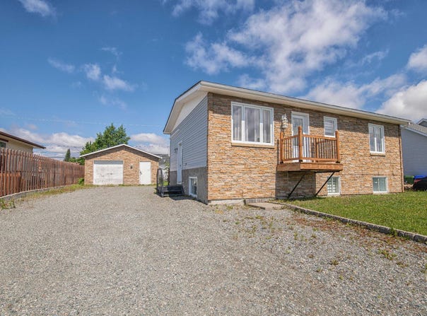 83 Rue Vaillancourt, Val-d'Or, Quebec J9P0B9