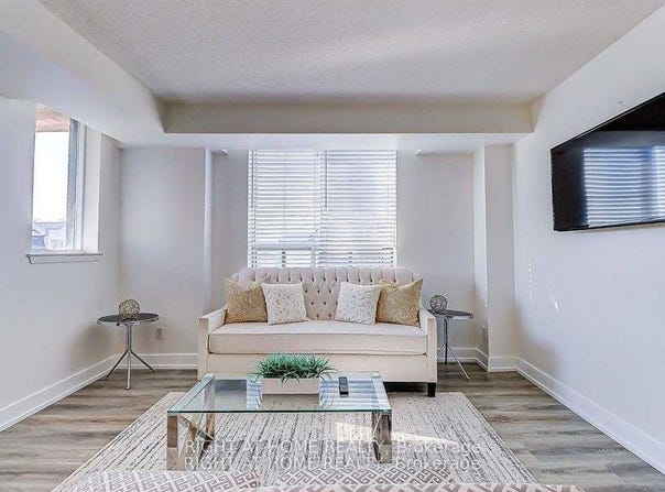 404 - 1625 Pickering Parkway, Pickering, Ontario L1V6Z6