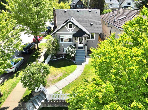 404 W 18th Avenue, Vancouver, British Columbia V5Y 2B1
