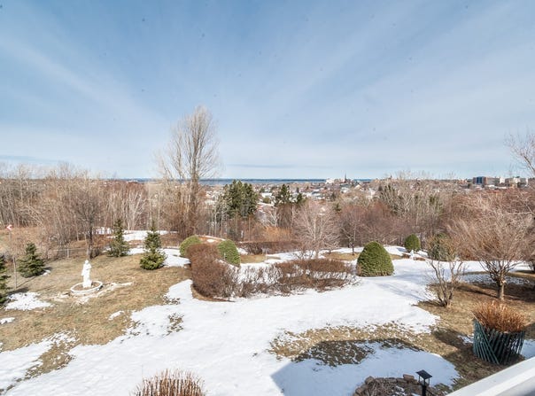 380 Av. Ross, Rimouski, QC G5L6J2, CA, Rimouski, Quebec G5L6J2