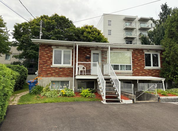 159-163 Rue Albert, Saint-Jérôme, Quebec J7Y1V4