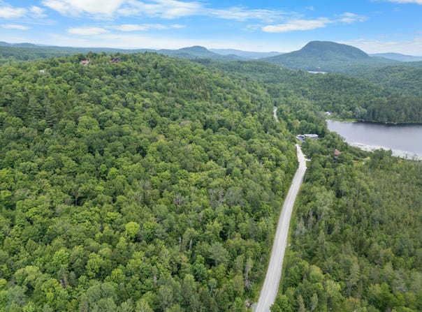 Ch. de la Chaîne-des-Lacs, Orford, QC J1X6R1, CA, Orford, Quebec J1X6R1