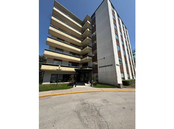 611 - 915 Midland Avenue, Toronto, Ontario M1K4G1