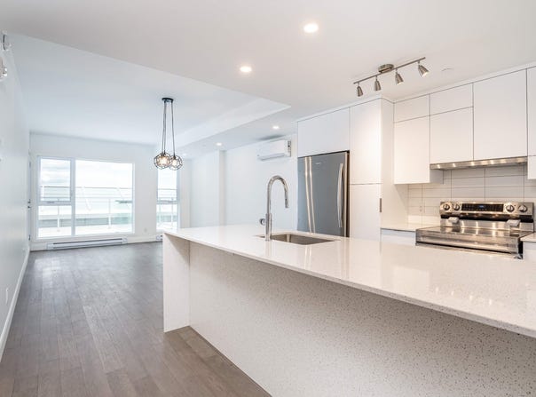 975 Av. Roland-Beaudin, Sainte-Foy/Sillery/Cap-Rouge, Quebec G1V0J2