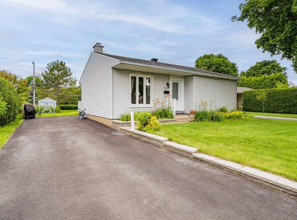 9344 Carré Rouault, La Haute-Saint-Charles, QC G2B3P8, CA, La Haute-Saint-Charles, Quebec G2B3P8
