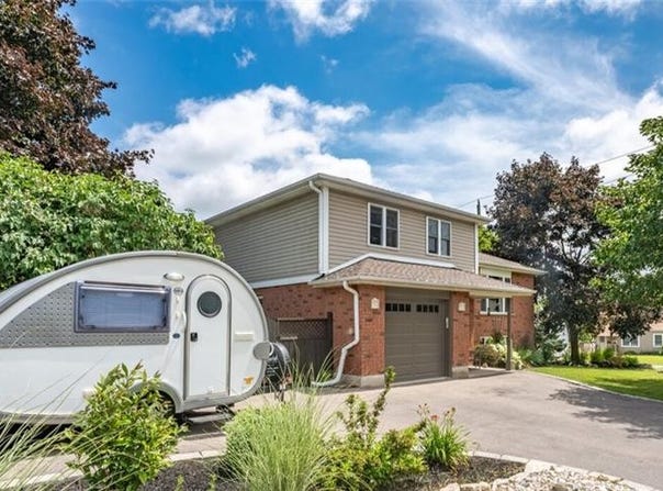 123 Glenmorris Street, Cambridge, Ontario N1S 2Y8
