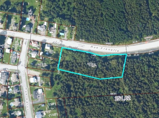 Rue Frenette, Causapscal, Quebec G0J1J0