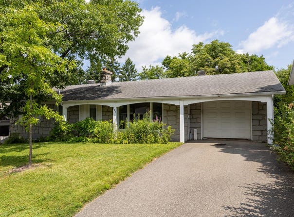 731 Rue De Sabrevois, Sainte-Foy/Sillery/Cap-Rouge, QC G1V3K6, CA, Sainte-Foy/Sillery/Cap-Rouge, Quebec G1V3K6