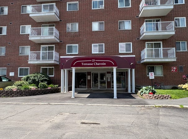 23 Rue de la Soeur-Jeanne-Marie-Chavoin, Hull, QC J8Z1V9, CA, Hull, Quebec J8Z1V9