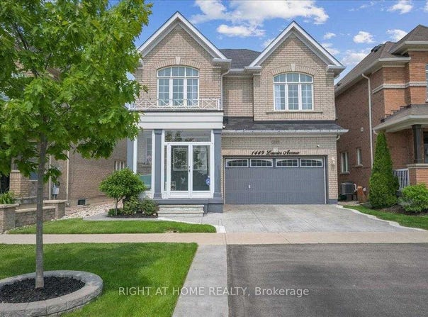 1449 Laurier Avenue, Milton, Ontario L9T6J4