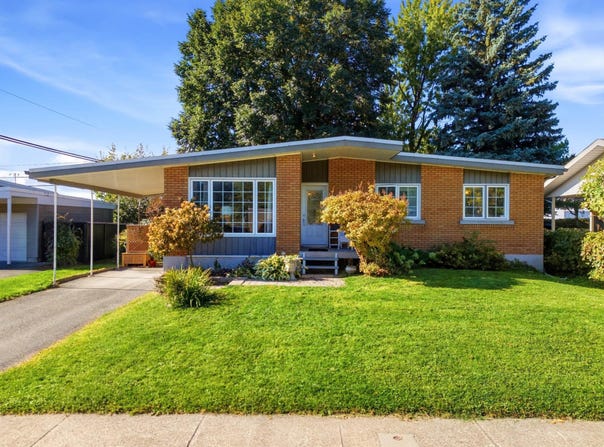 2635 Av. Pagé, Saint-Hyacinthe, Quebec J2S4E3