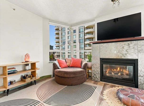 1003 Pacific Street 1507, Vancouver, British Columbia V6E 4P2