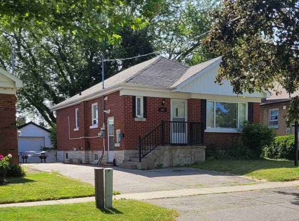 202 Cadillac Avenue S, Oshawa, Ontario L1H5Z7