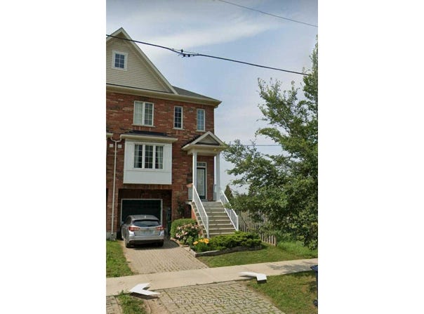 148 Hucknall Road, Toronto, Ontario M3J0H4