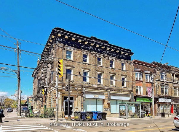 1346 Queen Street W, Toronto, Ontario M6K1L4